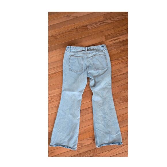 Wild fable light wash denim jeans Low rise flare 10 - Picture 2 of 6